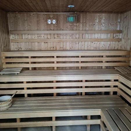 Oazis Wellness Apartman2 Hajduszoboszlo Ngoại thất bức ảnh