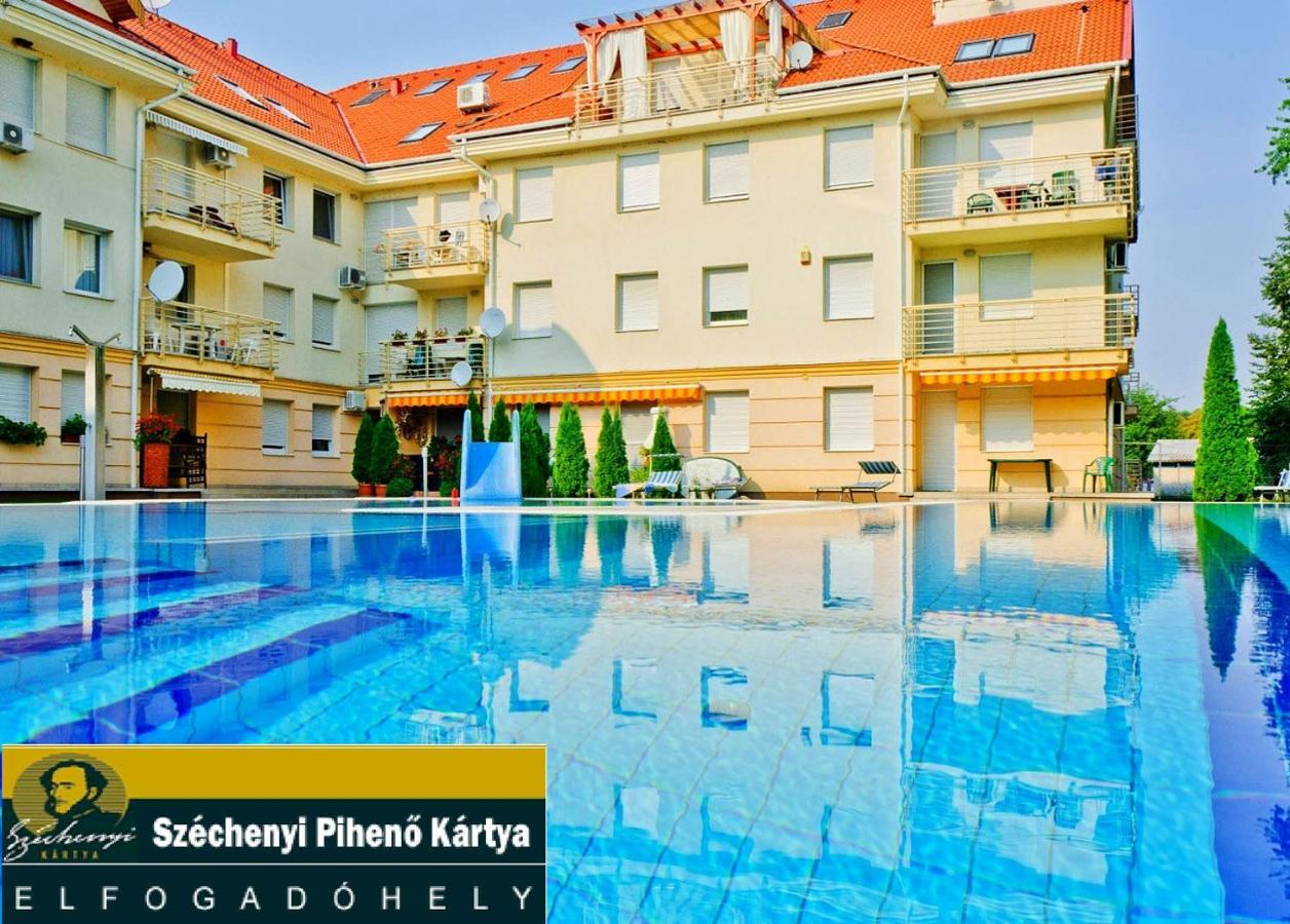 Oazis Wellness Apartman2 Hajduszoboszlo Ngoại thất bức ảnh