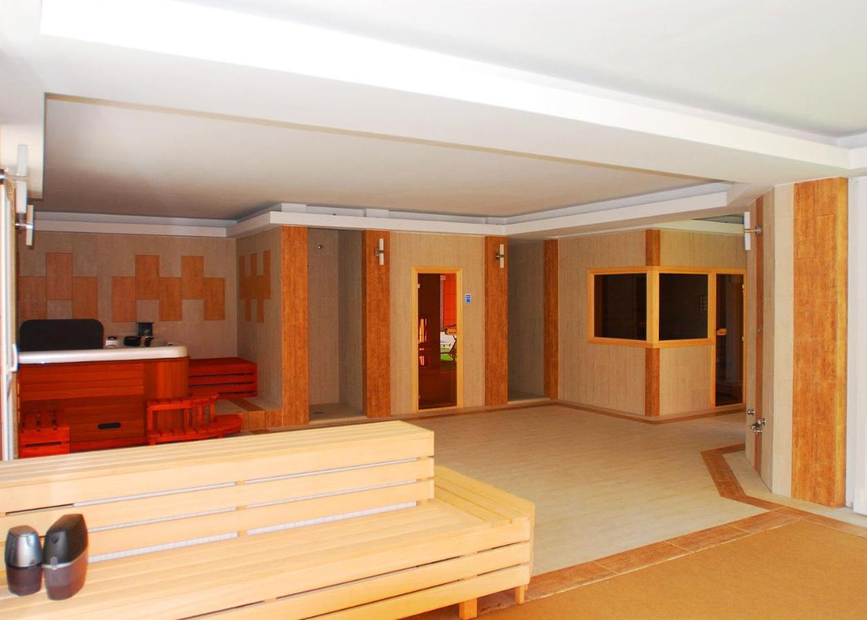 Oazis Wellness Apartman2 Hajduszoboszlo Ngoại thất bức ảnh