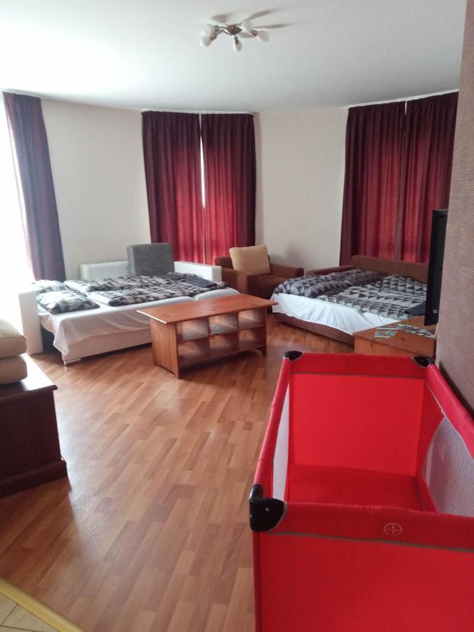 Oazis Wellness Apartman2 Hajduszoboszlo Ngoại thất bức ảnh