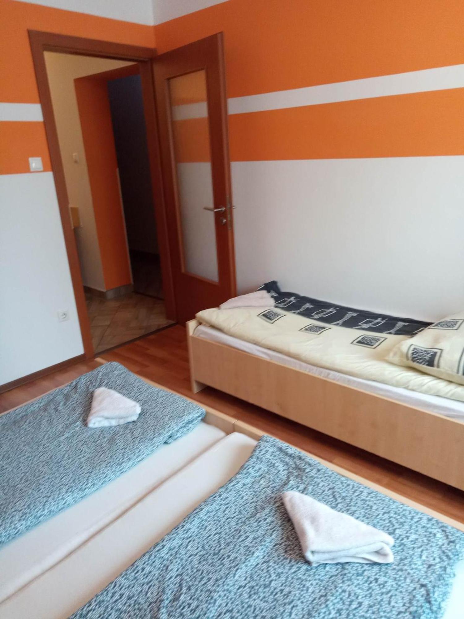 Oazis Wellness Apartman2 Hajduszoboszlo Phòng bức ảnh